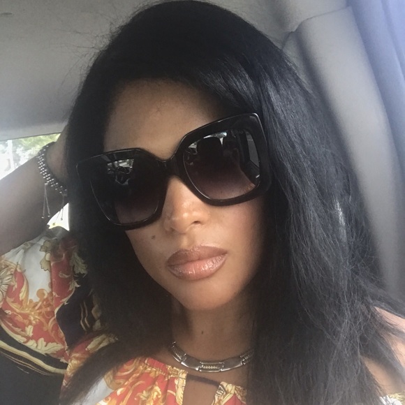 Meet your Posher, Dr. Margarita 👩🏽⚕️ - Picture 3 of 7